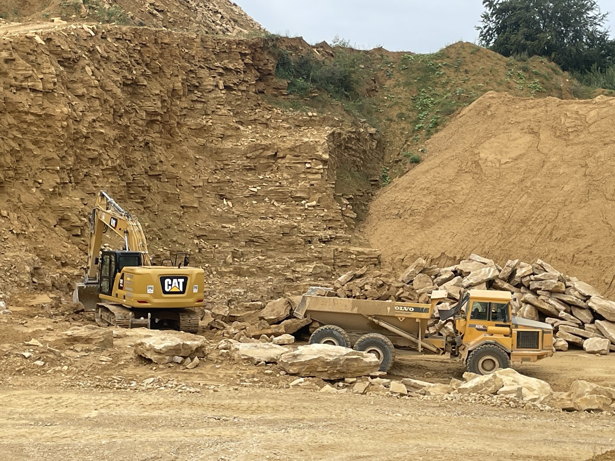 473670303_10162668306468678_6063029478758168990_n